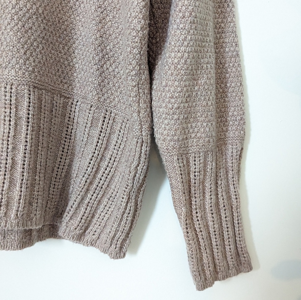 Universal Thread | Knit V-Neck Sweater Oversized - Picture 3 of 10